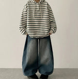 Leg hem snap side pin tuck denim wide pants