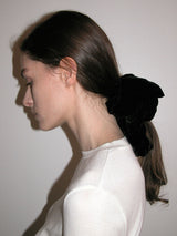 Velvet Scrunchie_Large_Black
