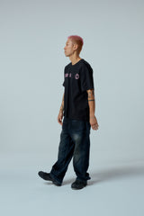 ストリートリーグ グラデーションアートワーク ロゴ オーバークロップフィット Tシャツ (ブラック)