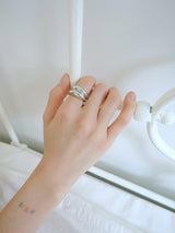 two bold ring