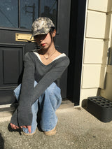 Deep V-neck see-through knit (6c)