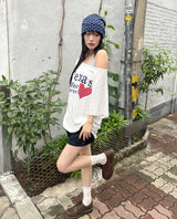 ウェットオーバーサイズフィット オフショルダープリント半袖Tシャツ