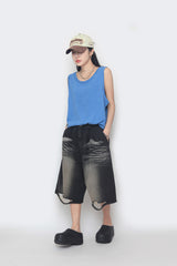 Pig over sleeveless T