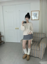 Gray lace knit skirt