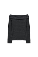 st off shoulder t (black)