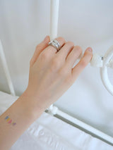 two bold ring