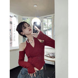 #T24119［21lura.20]ғᴇʙ現貨商品🏷純御風掛脖露肩v領針織上衣