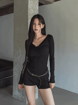 ヒナスリムロングリブボタン長袖Tシャツ