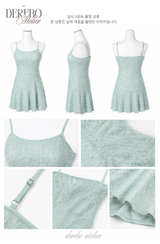 ミント コーチェラ スリーブレス フレア ドレス
