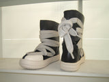 Cross-tie boots