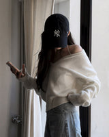 ロンジルオフショルダーニット