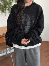 [unisex] サンべウオーバープリンティングブラッシュドスウェットシャツ