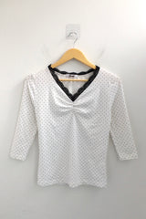 Lace V-Shirring Dot Top