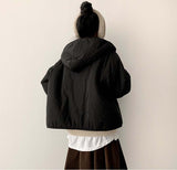 Disco Pop Duc Thick Sleeve Punching V-Neck Knit