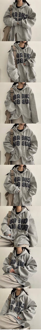 Nibo Boxy ナッピングエンボスレタリングパーカー