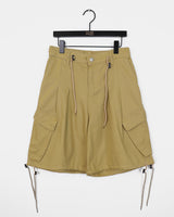 Kicks two pintuck string cargo half-length Bermuda pants