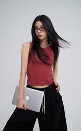 [U-BASIC] Pose Scene Ribbed Sleeveless