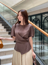 イリエンラウンドクロスラップブラウス