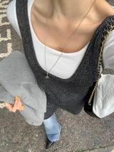 【フラッフ】セレセUネックTシャツ