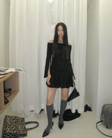 OFF SHOULDER PLEATS DRESS (BLACK)