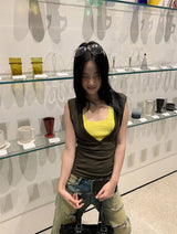 カラーフェイクツーピースレイヤードスリーブレスTシャツ