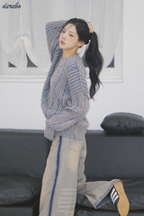 Retro-strip loose fit knitwear