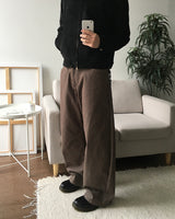 Toin Curved Denim Pants
