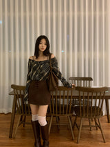 Leaf Trail Check Scarf Long Sleeve T-shirt