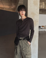 デリマッスルフィットヘンリーネック長袖Tシャツ