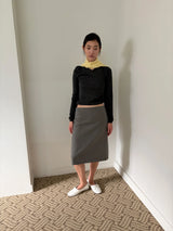 slim v-neck knit top
