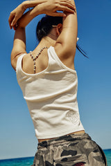 (W) CHAIN LETTERING SLEEVELESS