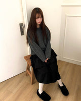 Lati Basic Wool Round Neck Loose Fit Long Sleeve Knit