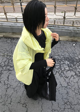 エアリーフード付きウィンドブレーカー