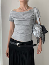 Hand shirring off-shoulder spandex short-sleeved T-shirt