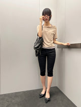 Shy Black Capri Jeans