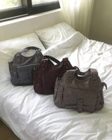 シシューポケットバックルレザーショルダークロスボディバッグ