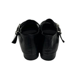 Cross strap shoes