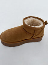 LOVELY PLATFORM SHORT UGGS