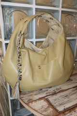 EYELET LEATHER BAG - LARGE (BUTTER)