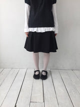 ボタンスリットミディスカート