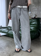 Gray washed damage wide pants
