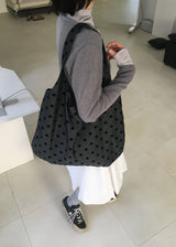 ドットショルダーバッグ