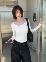Chaerin Deep U-Neck Two-Way Layered T-Shirt