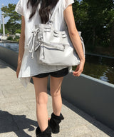 ボンネット シルバースタッズジップレザーホーボーショルダーバッグ (3 Colors)