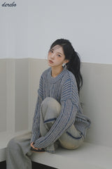 Retro-strip loose fit knitwear