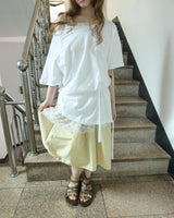 MELT BUTTON OFF-SHOULDER T-SHIRT