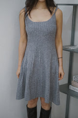 wool twisted knit sleeveless dress