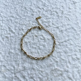 エングレイブド リンク ゴールド ブレスレット