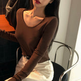 [BELLIDE MADE] Brin, slim U-neck long-sleeved T-shirt