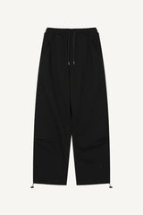 Round curve sweatpants